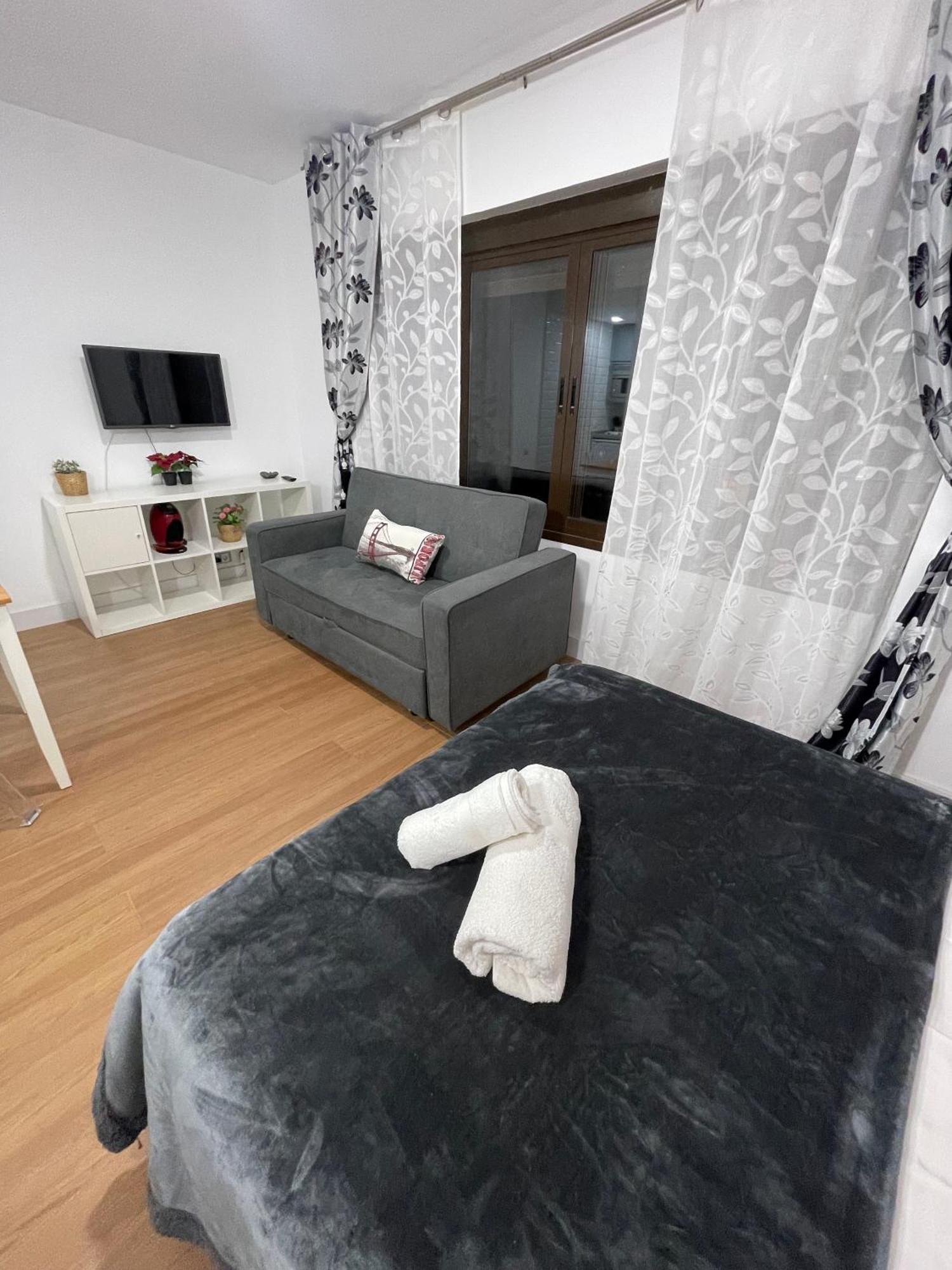 Resitur Luxury Suit 6 세비야 외부 사진