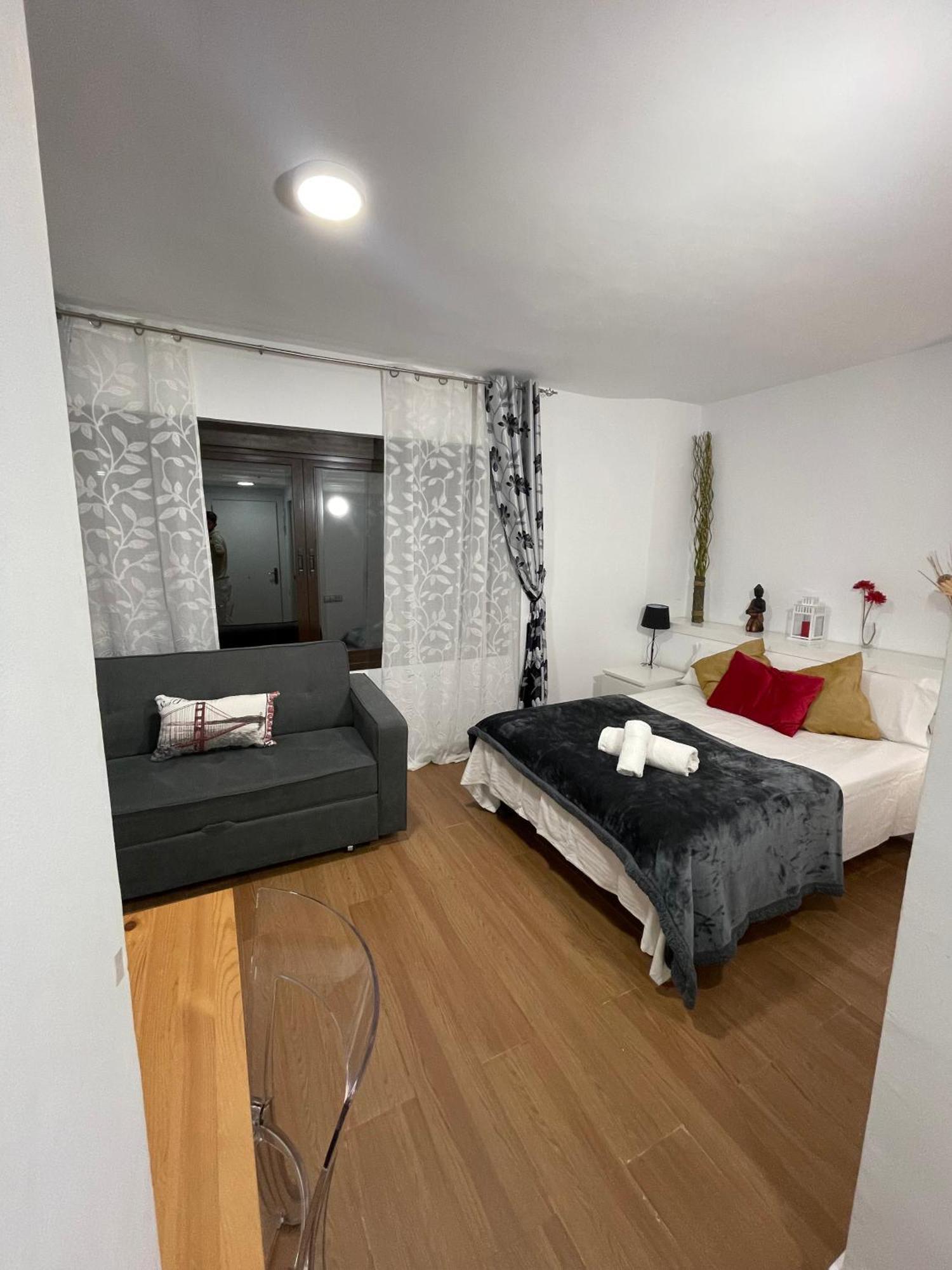 Resitur Luxury Suit 6 세비야 외부 사진